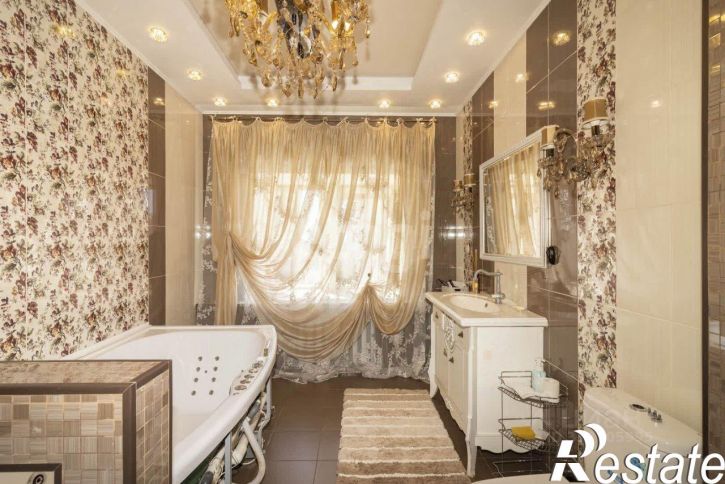 3-комн квартира улица Валерии Гнаровской, 10 к3,  д. 10 к3