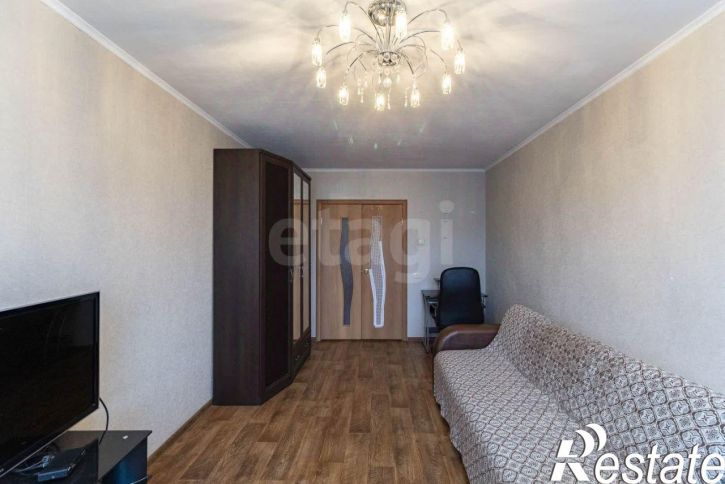 2-комн квартира улица Елизарова, 49,  д. 49