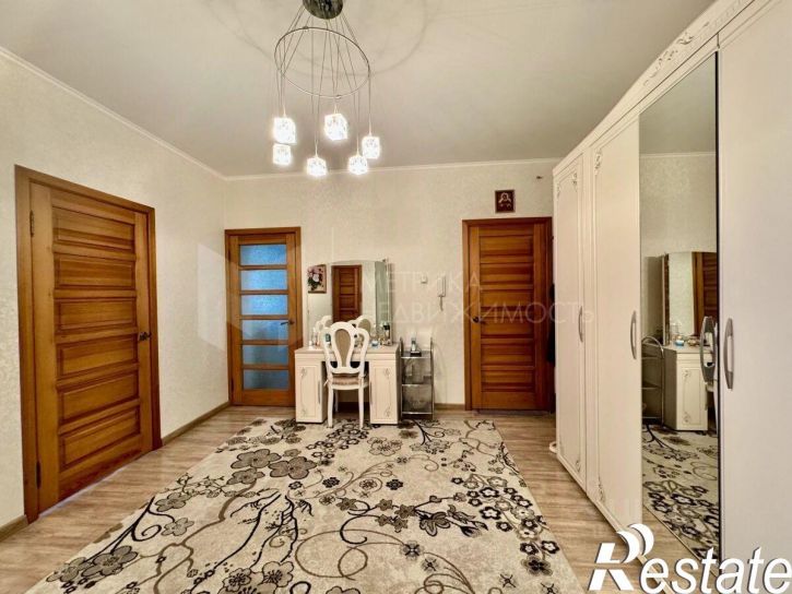3-комн квартира улица Республики, 86 к1,  д. 86 к1