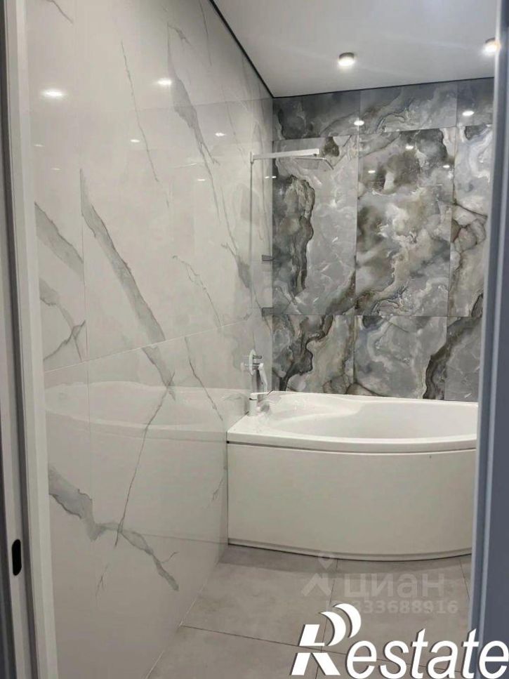 3-комн квартира улица Павла Никольского, 10 к1,  д. 10 к1