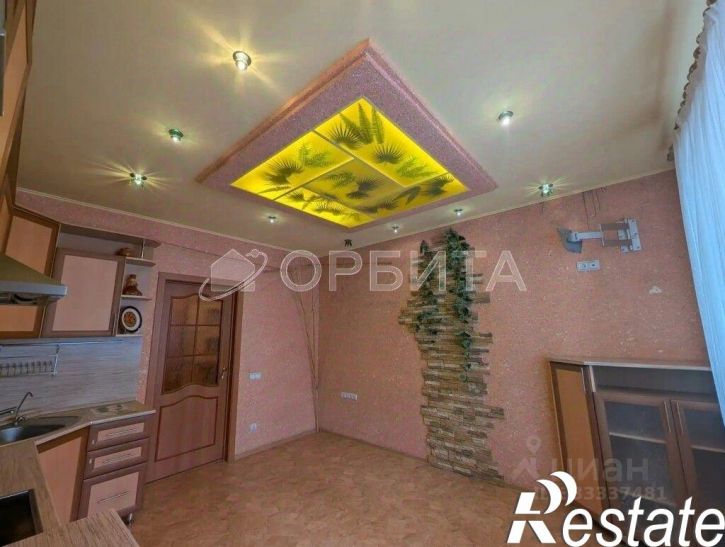 2-комн квартира Сургутская улица, 11 к4,  д. 11 к4