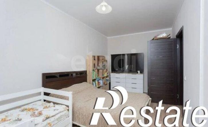 3-комн квартира улица Монтажников, 55,  д. 55