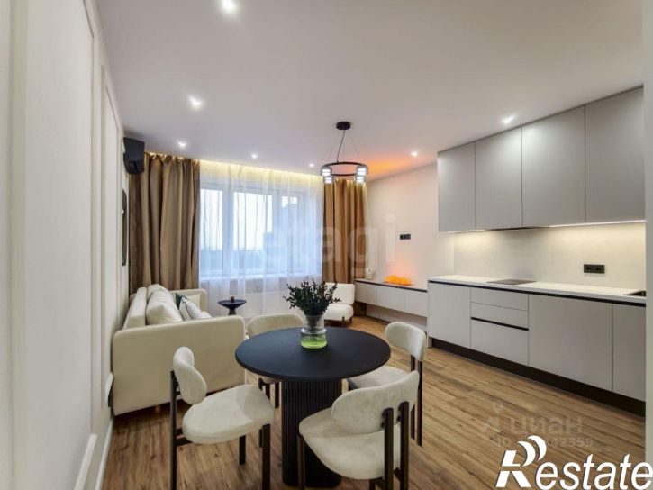 2-комн квартира улица Республики, 204 к12,  д. 204 к12