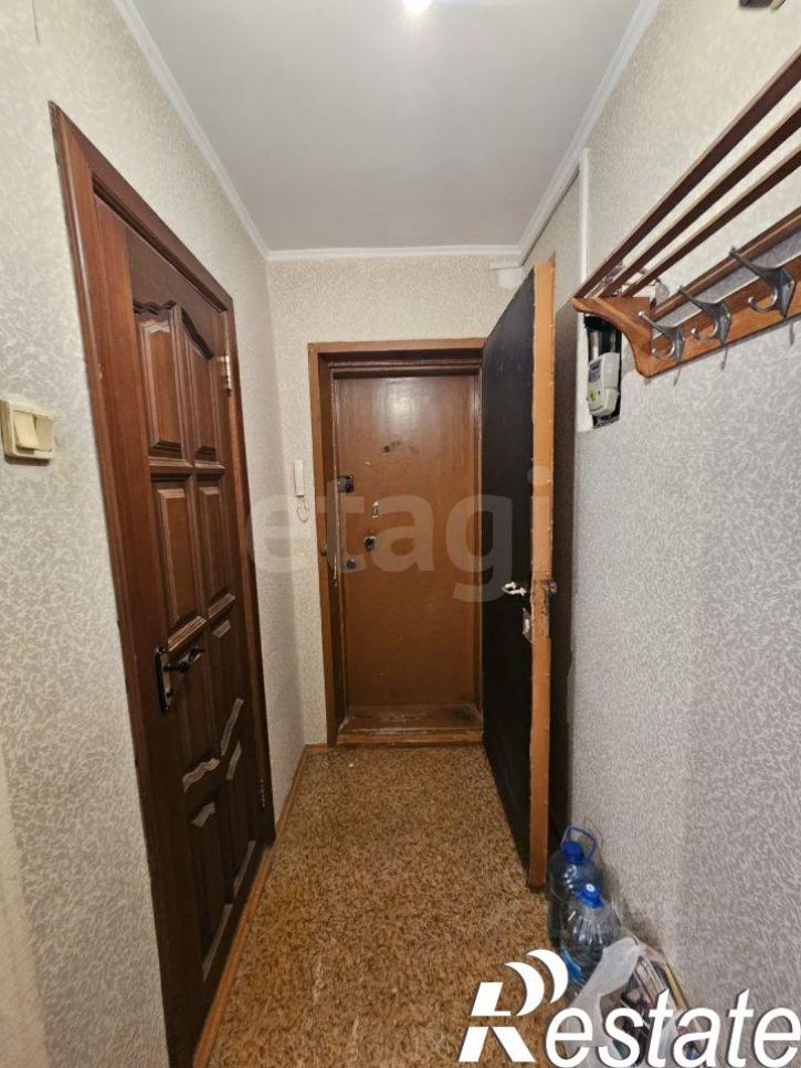 3-комн квартира улица Мельникайте, 64,  д. 64