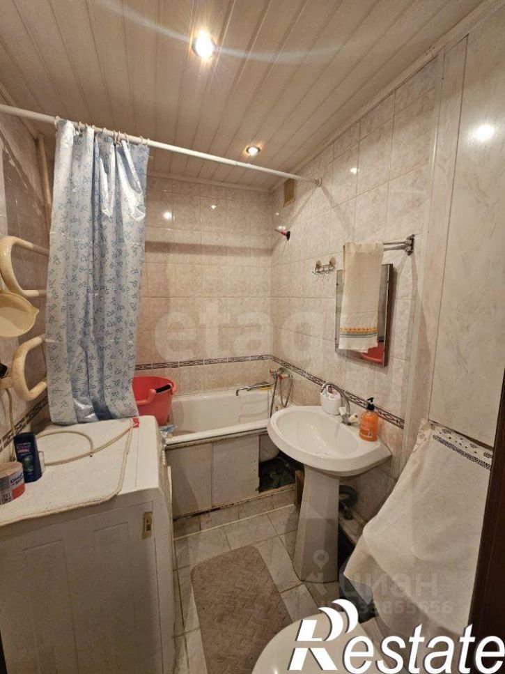 3-комн квартира улица Мельникайте, 64,  д. 64