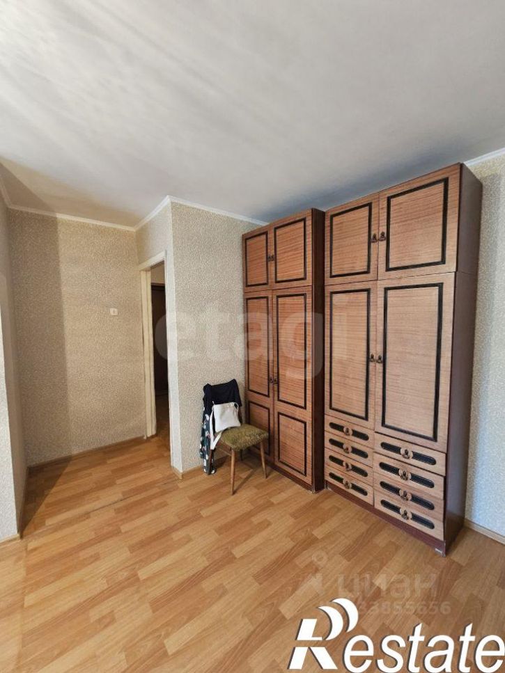3-комн квартира улица Мельникайте, 64,  д. 64