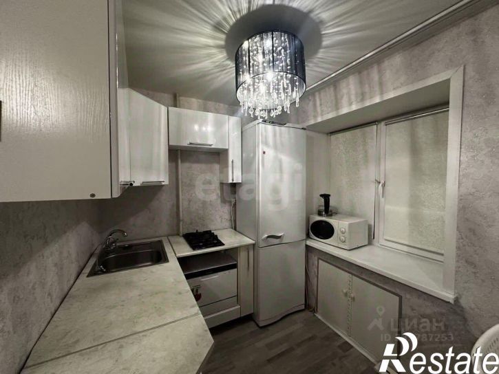 2-комн квартира улица Мельникайте, 95,  д. 95