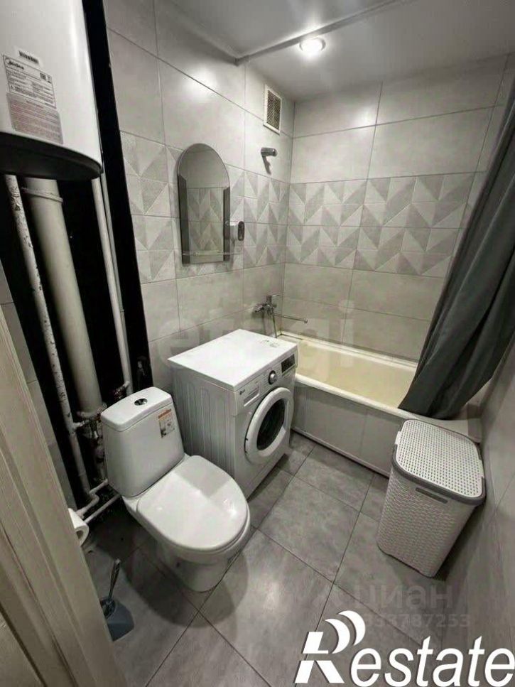 2-комн квартира улица Мельникайте, 95,  д. 95