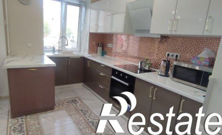 4-комн квартира улица Беляева, 31,  д. 31
