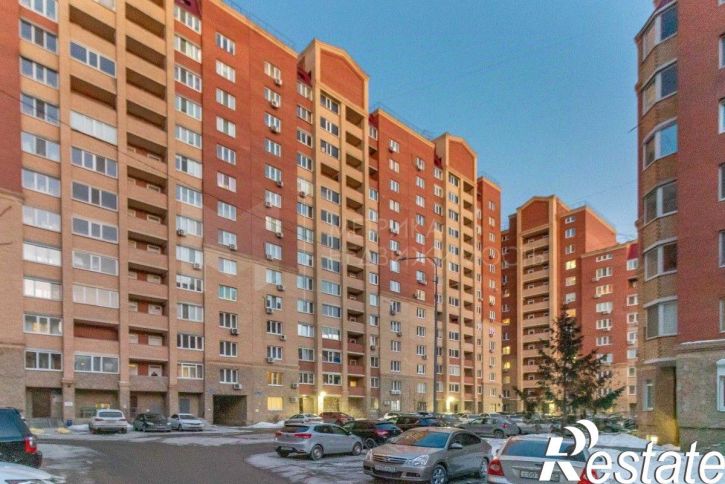 2-комн квартира улица Циолковского, 9/1,  д. 9/1