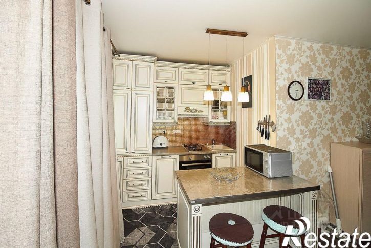2-комн квартира Рижская улица, 80,  д. 80