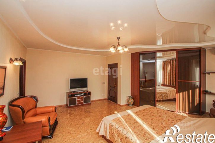 5-комн квартира Сургутская улица, 11,  д. 11