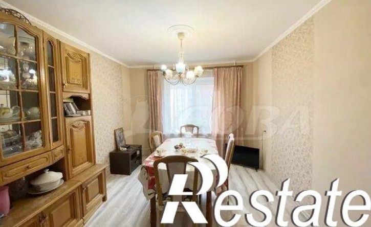 4-комн квартира улица Моторостроителей, 4,  д. 4