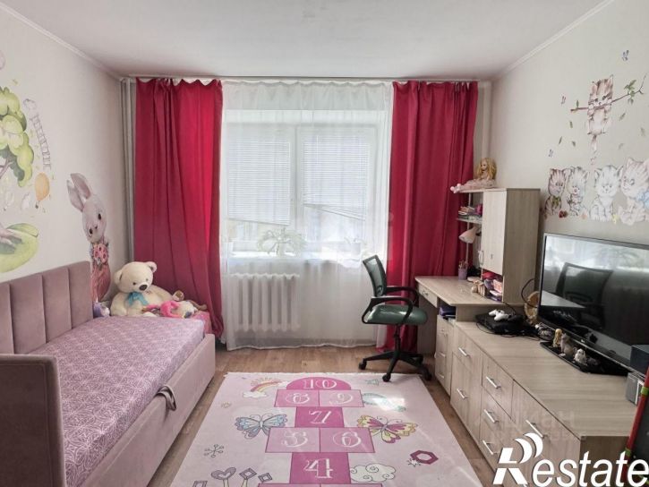 2-комн квартира улица Избышева, 8,  д. 8