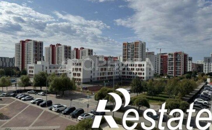 2-комн квартира улица Эрвье, 30 к4,  д. 30 к4