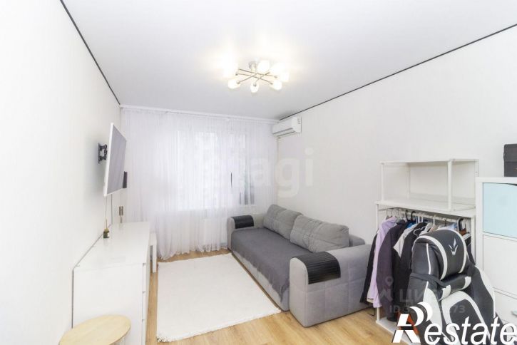 1-комн квартира улица Василия Подшибякина, 19,  д. 19