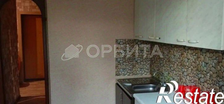 2-комн квартира улица 30 лет Победы, 112,  д. 112