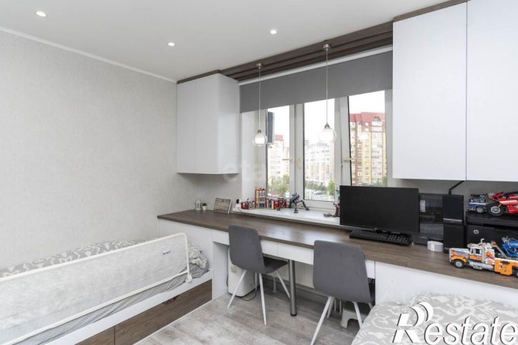 3-комн квартира улица Пермякова, 73,  д. 73