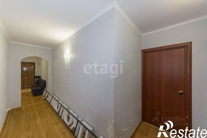 3-комн квартира улица Николая Семёнова, 27,  д. 27