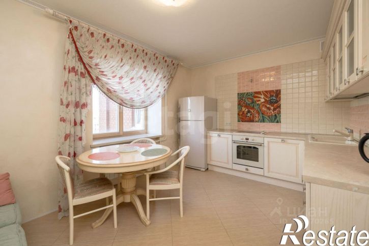 2-комн квартира улица Евгения Богдановича, 8 к1,  д. 8 к1