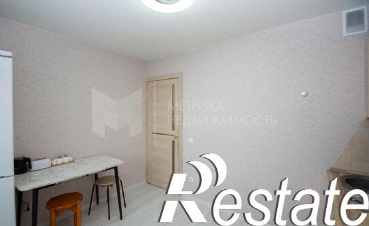 1-комн квартира ул Кремлевская, 110 3,  д. 110 3,  к. 3