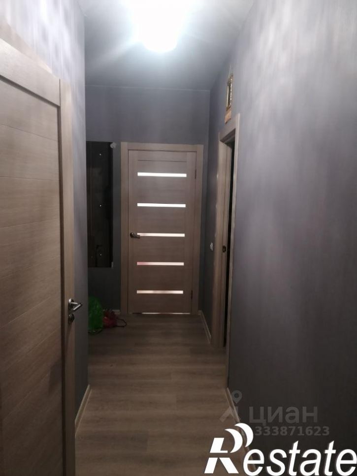 3-комн квартира улица Павла Шарова, 42,  д. 42