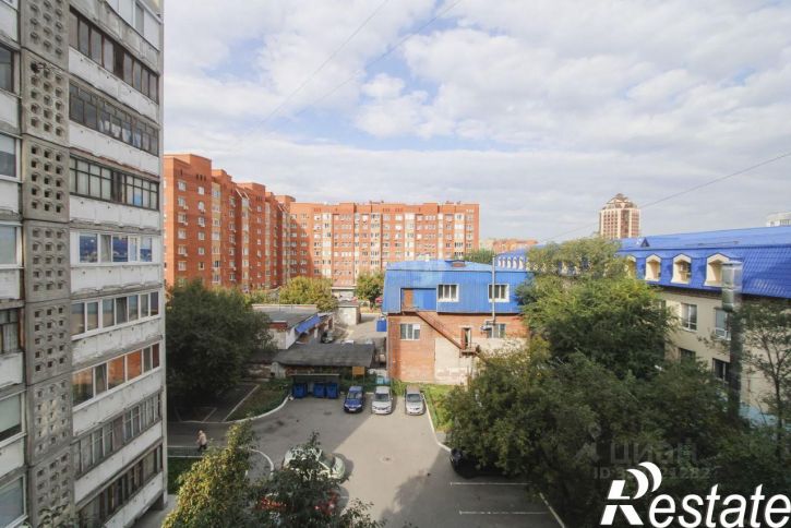 2-комн квартира улица Пархоменко, 50,  д. 50