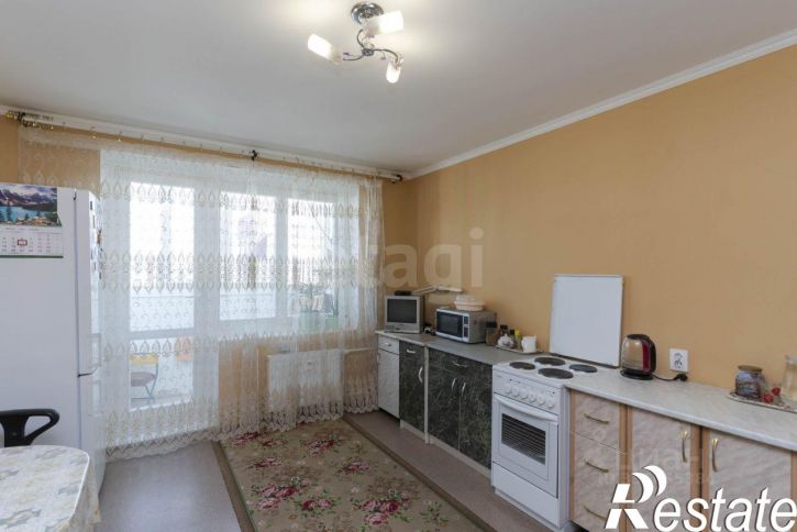 2-комн квартира улица Александра Митинского, 4,  д. 4