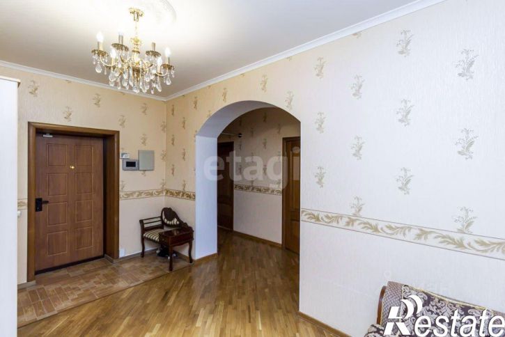 4-комн квартира улица Урицкого, 22,  д. 22