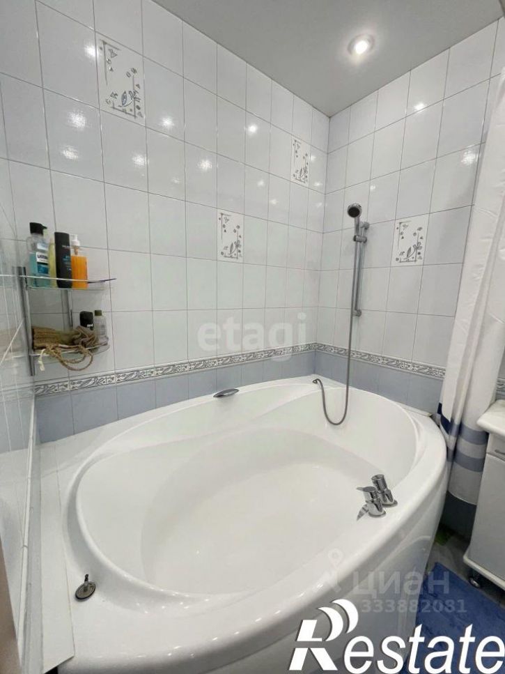 3-комн квартира улица Свердлова, 1,  д. 1