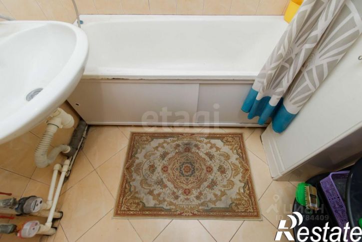 4-комн квартира Широтная улица, 83,  д. 83