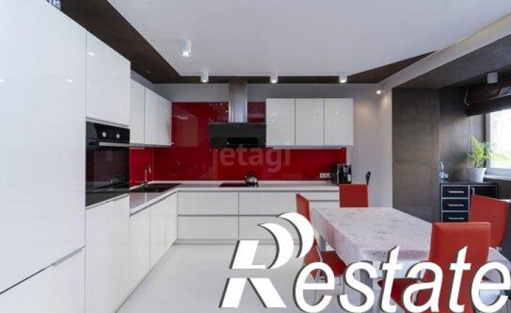 4-комн квартира бульвар Бориса Щербины, 22,  д. 22