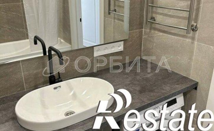 1-комн квартира улица Василия Подшибякина, 11,  д. 11