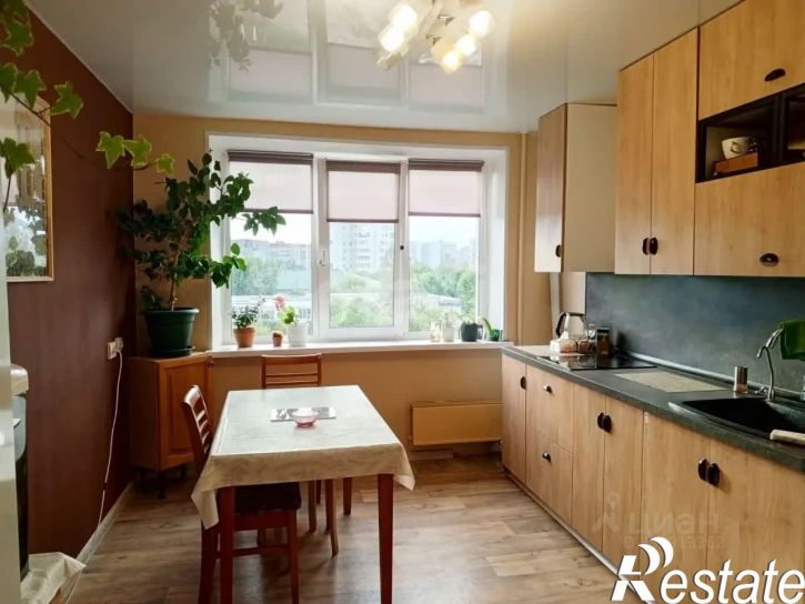4-комн квартира Широтная улица, 13Б,  д. 13Б