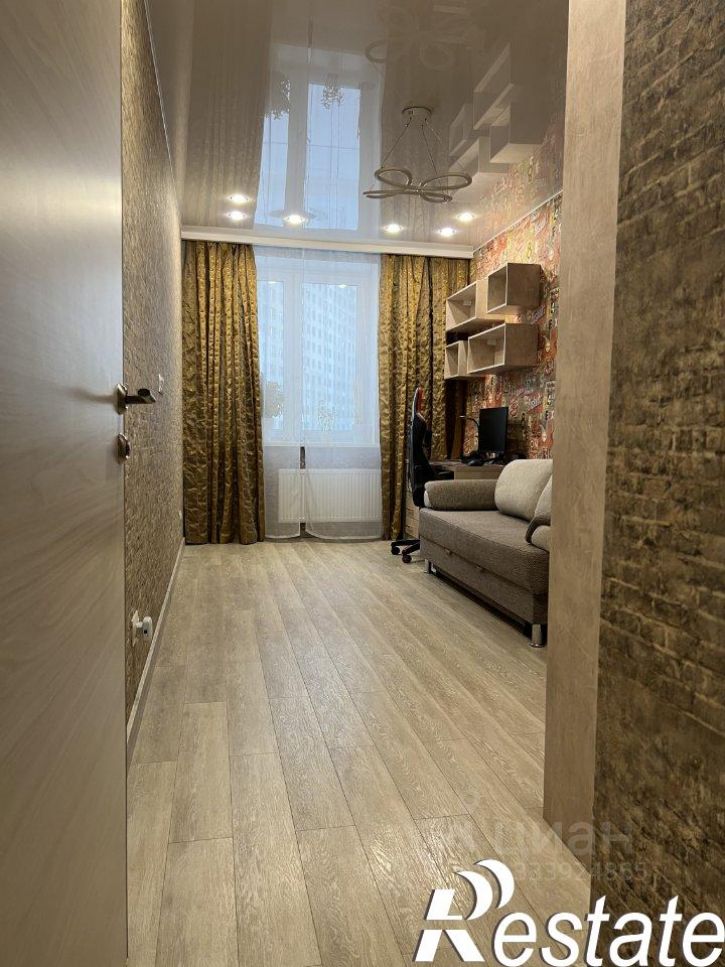 4-комн квартира улица Тимофея Чаркова, 81 к2,  д. 81 к2