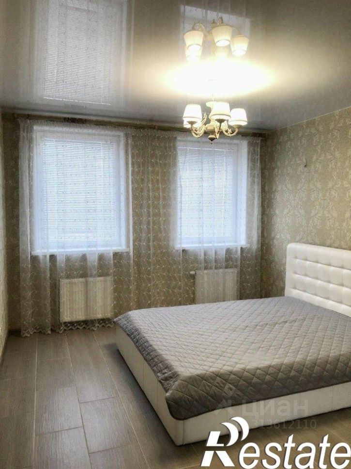 2-комн квартира улица 50 лет Октября, 57А,  д. 57А