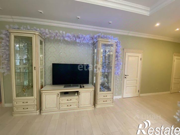 3-комн квартира улица Володарского, 19,  д. 19