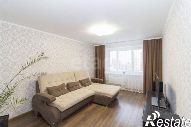 3-комн квартира улица Созидателей, 11,  д. 11