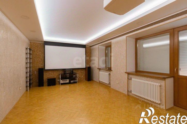 3-комн квартира улица Василия Гольцова, 28,  д. 28