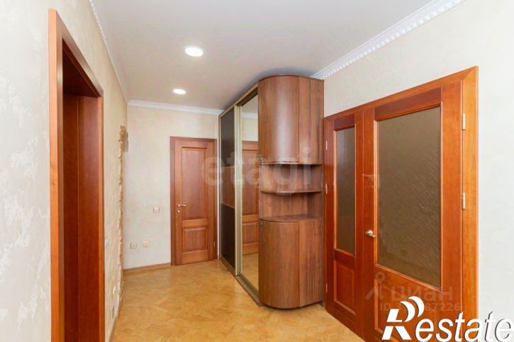 3-комн квартира улица Василия Гольцова, 28,  д. 28