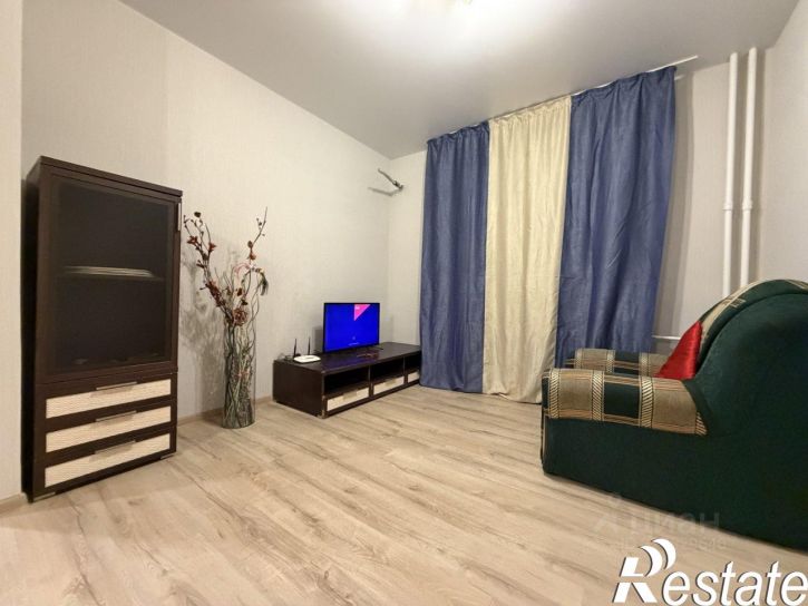 1-комн квартира улица Алексея Леонова, 32,  д. 32