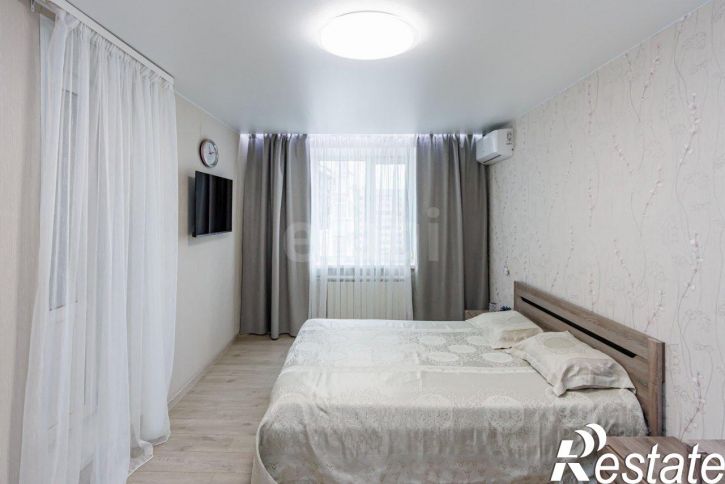 3-комн квартира улица Демьяна Бедного, 102,  д. 102