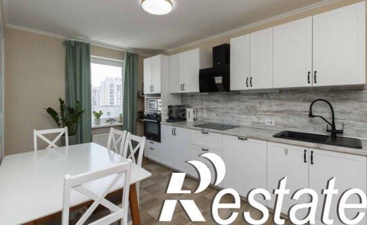 3-комн квартира улица Монтажников, 61,  д. 61