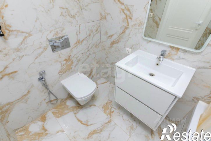 3-комн квартира улица Героев Сталинградской битвы, 3,  д. 3
