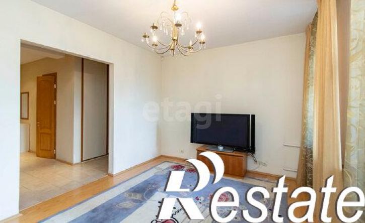 2-комн квартира улица Хохрякова, 45,  д. 45