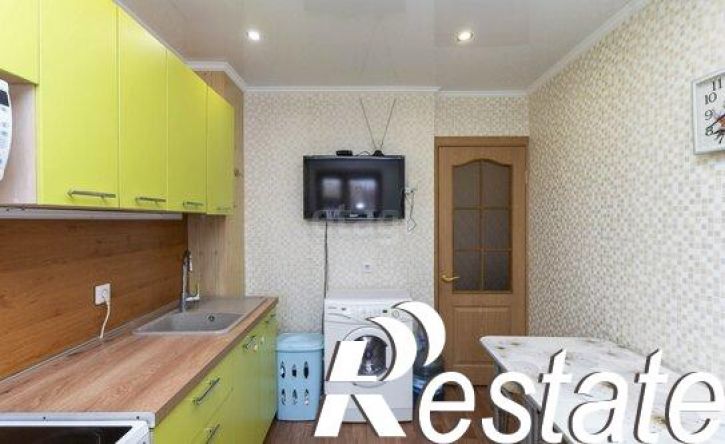 3-комн квартира улица Моторостроителей, 9,  д. 9