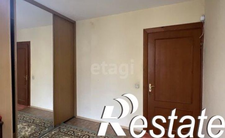 4-комн квартира улица 9 Января, 162,  д. 162