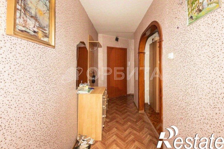 4-комн квартира улица Моторостроителей, 1,  д. 1
