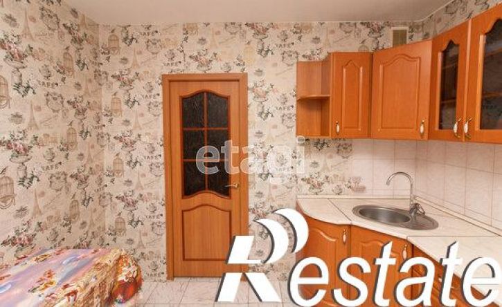 2-комн квартира Холодильная улица, 54,  д. 54