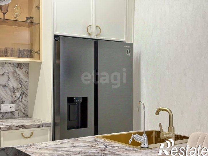 4-комн квартира улица Газовиков, 36,  д. 36